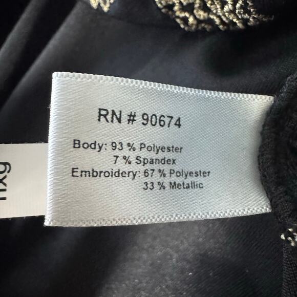 Boston Proper Sleeveless Embroidered Velvet Blouse Black Gold Medium - Picture 6 of 6